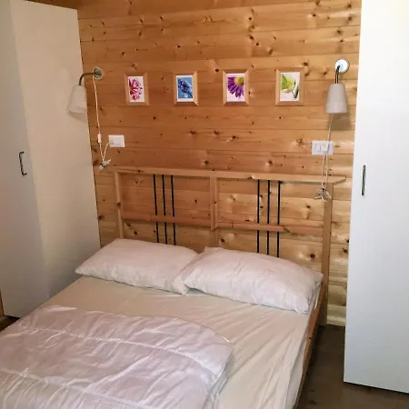 Italy Di Lugano פארק נופש *